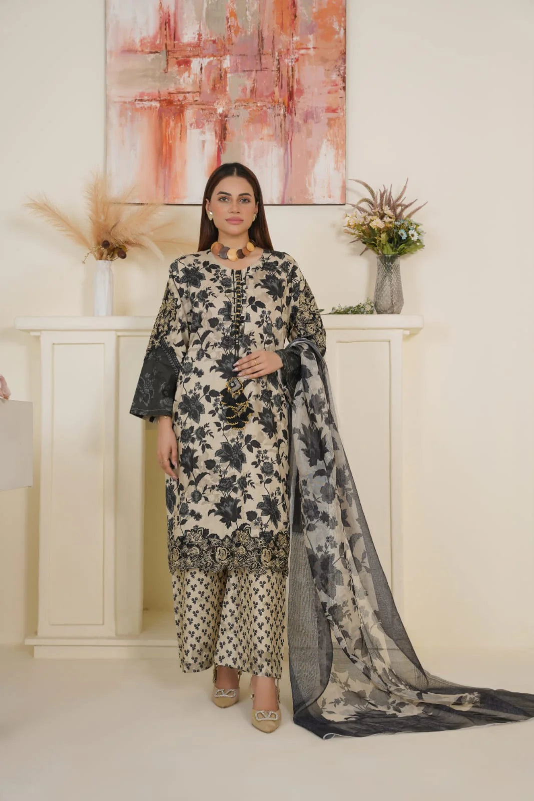 lookbook image shop_this_look_amDhCa